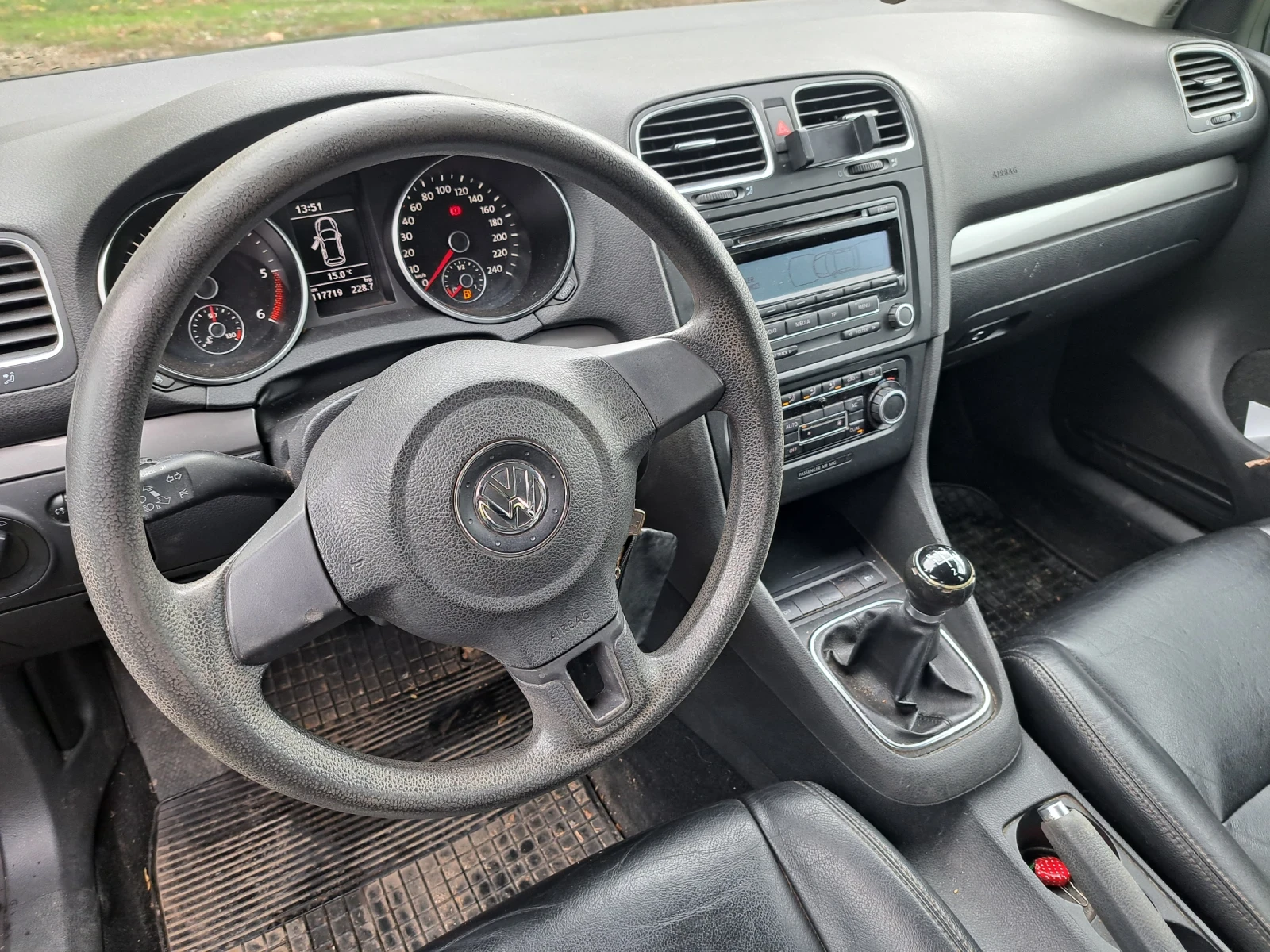 VW Golf 1.6 tdi 105k.� | Mobile.bg � ����������� 14