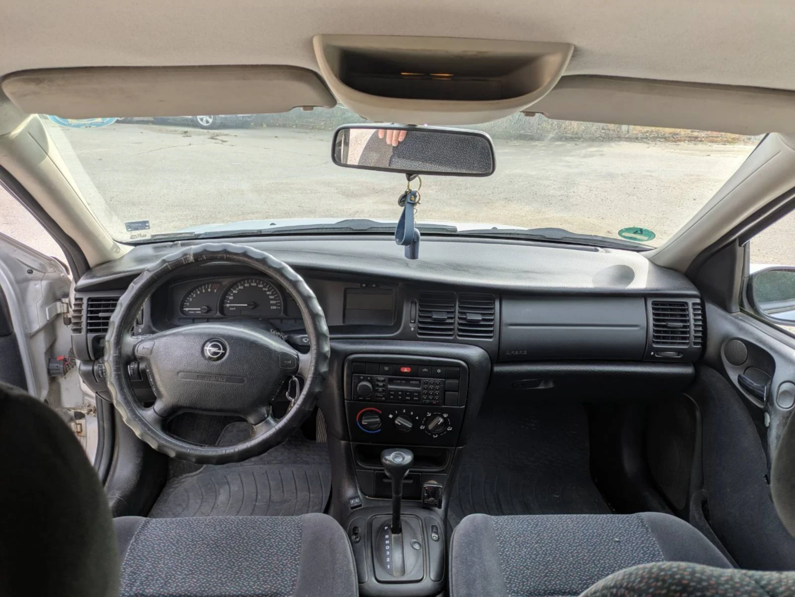 Opel Vectra 1.6 - изображение 7