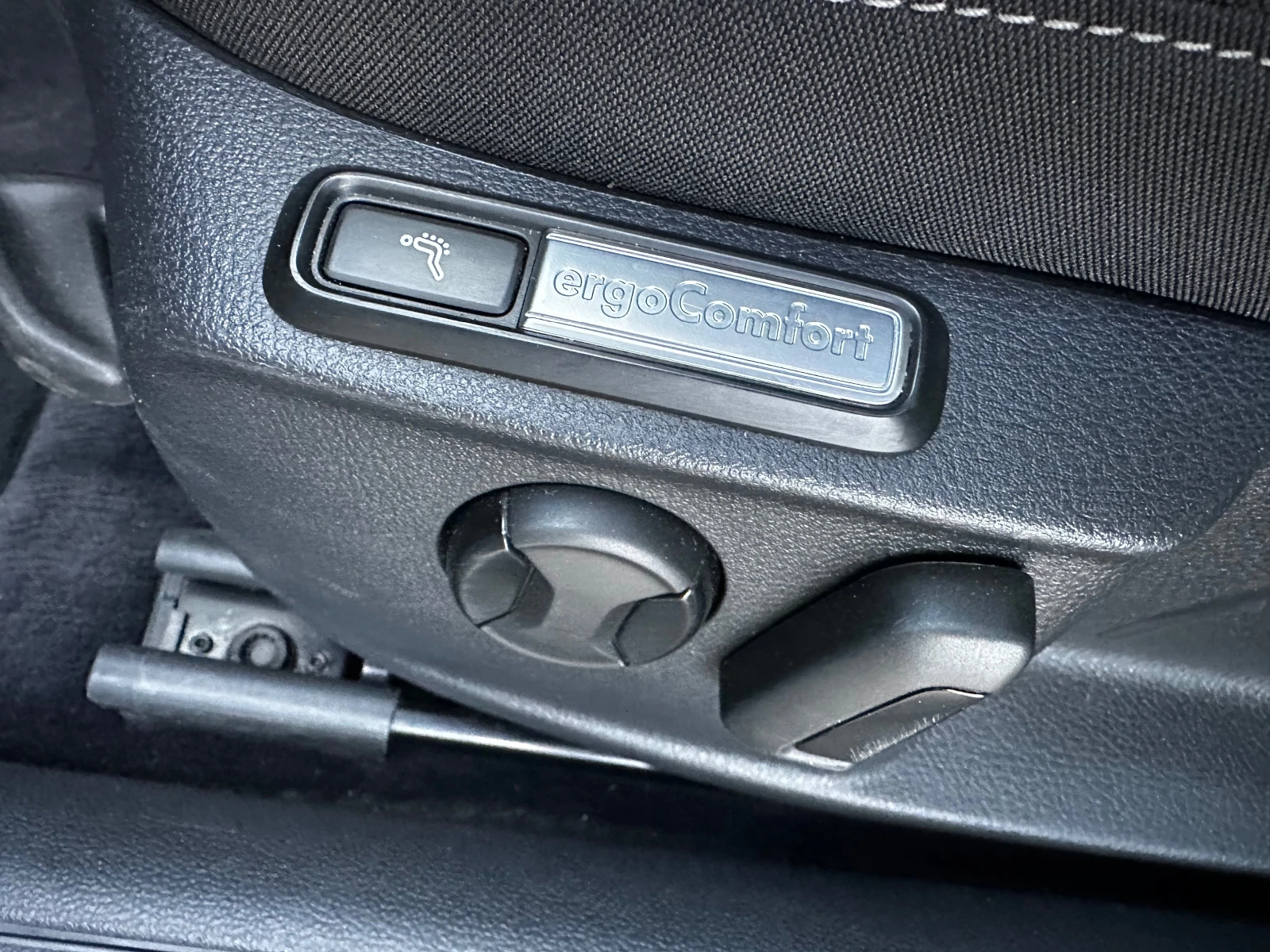 VW Passat 2.0TDI 150. DSG* Massage* BlindSpot | Mobile.bg   7