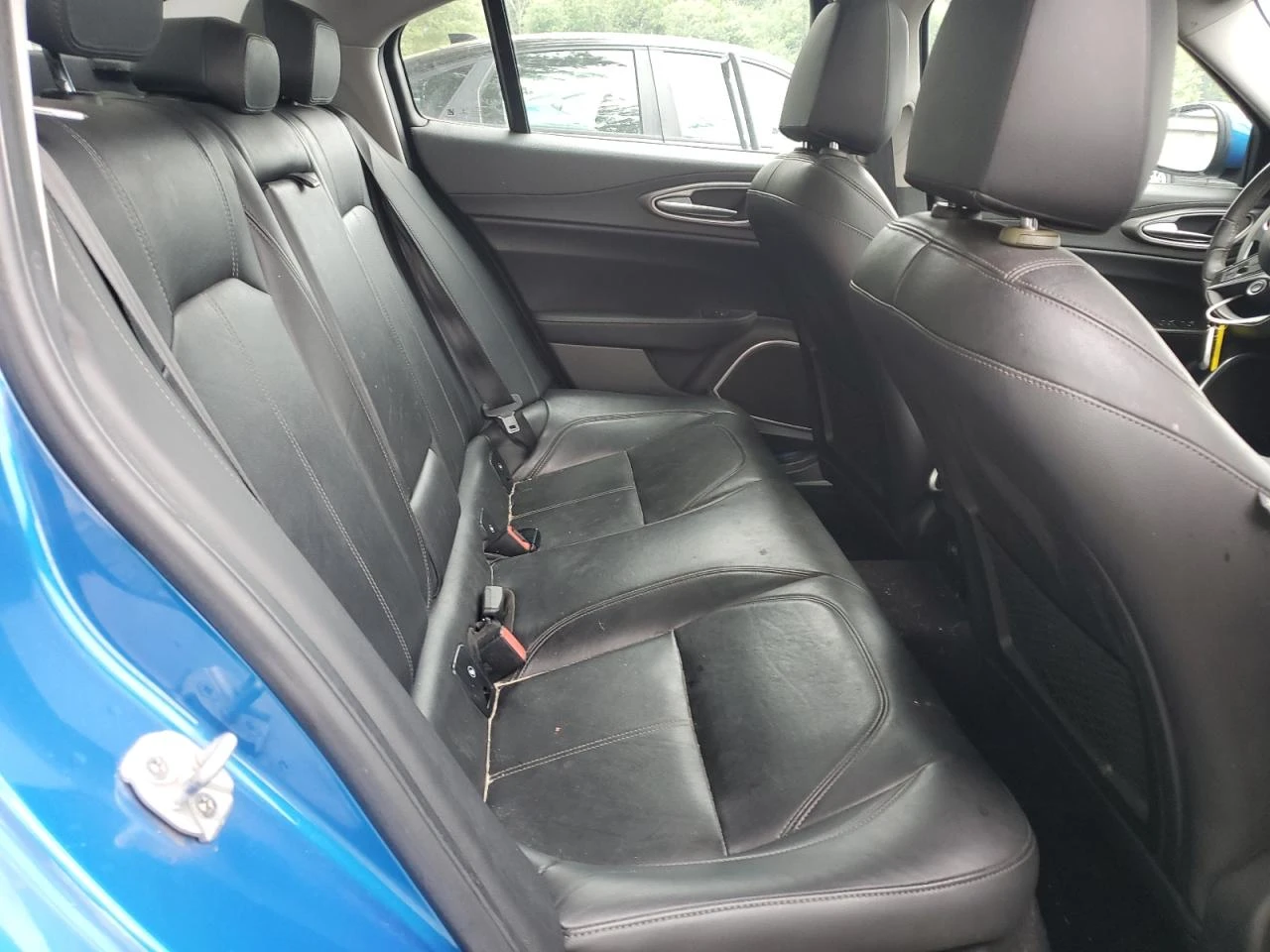 Alfa Romeo Giulia Q4 *   *  | Mobile.bg   10