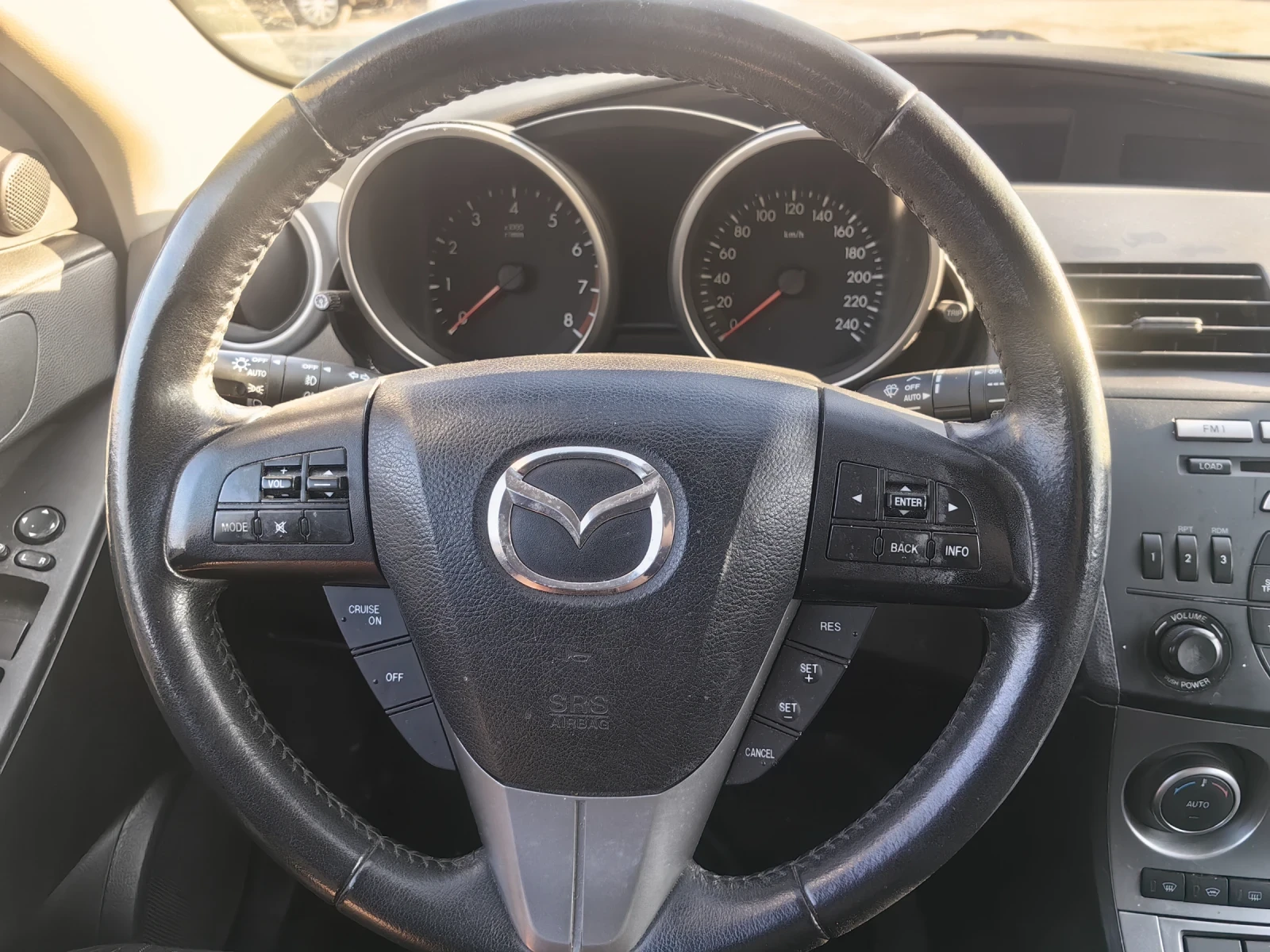 Mazda 3 2.0 бензин 151 кс , 6 скорости , Евро 5 , Отлична  - изображение 10