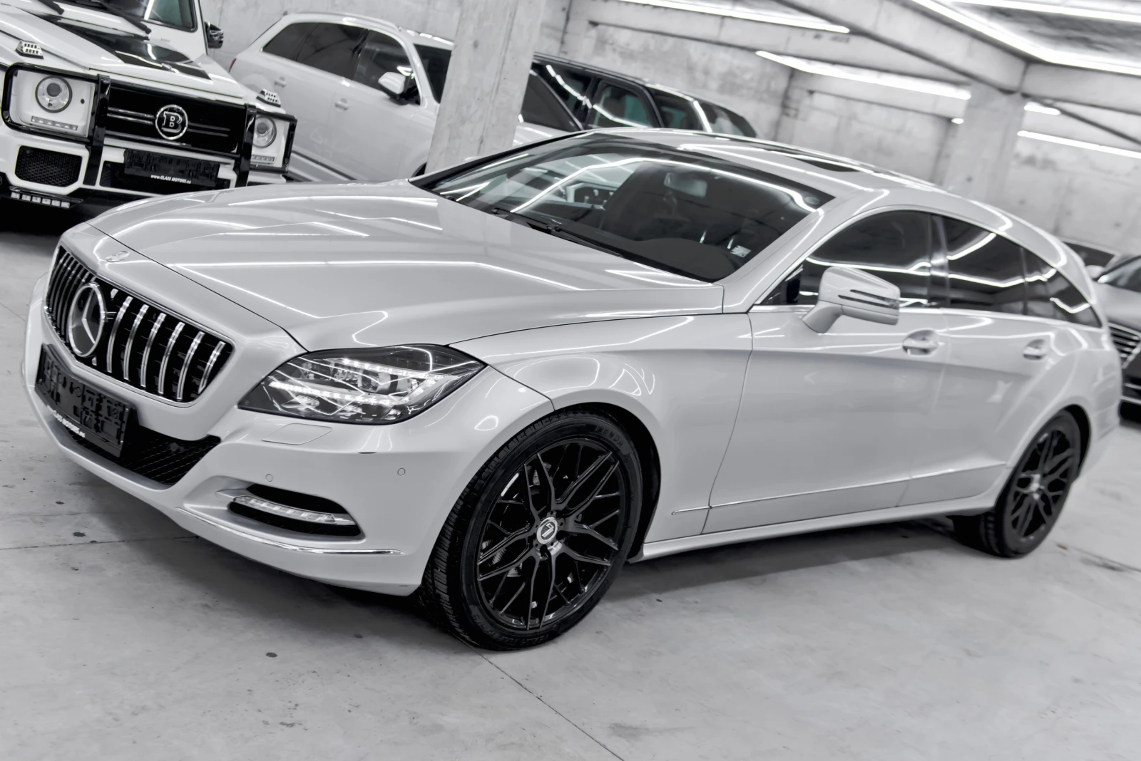 Mercedes-Benz CLS 350 D Shooting Brake AMG - изображение 2