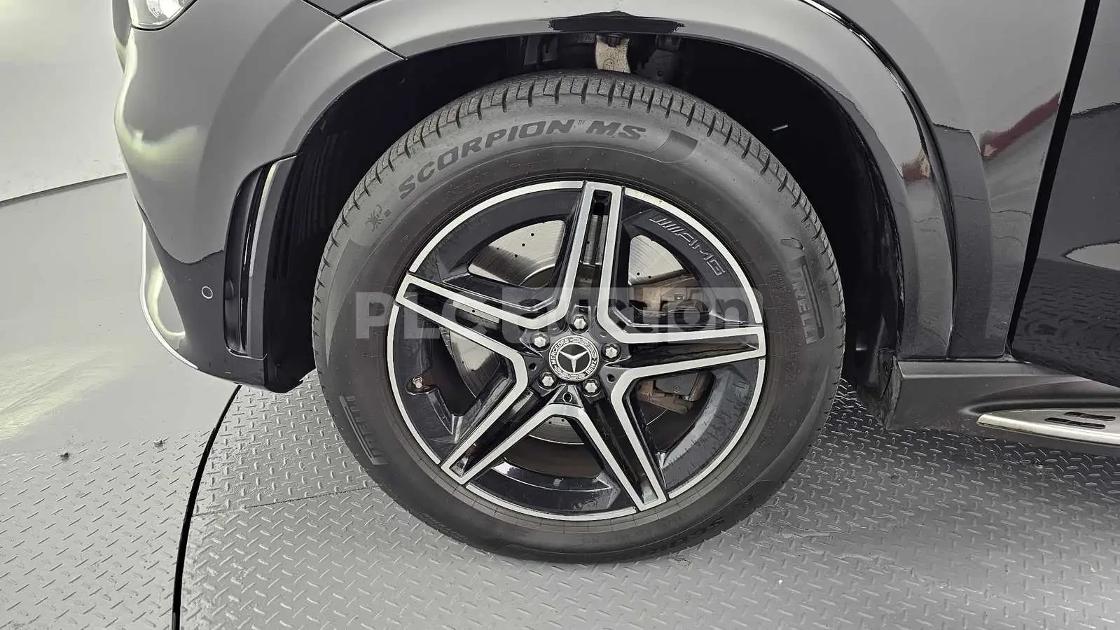 Mercedes-Benz GLE 450 2020* AMG PK* BURMASTER* 360* ОБДУХ* DISTRONIK* КР, снимка 5 - Автомобили и джипове - 53916524