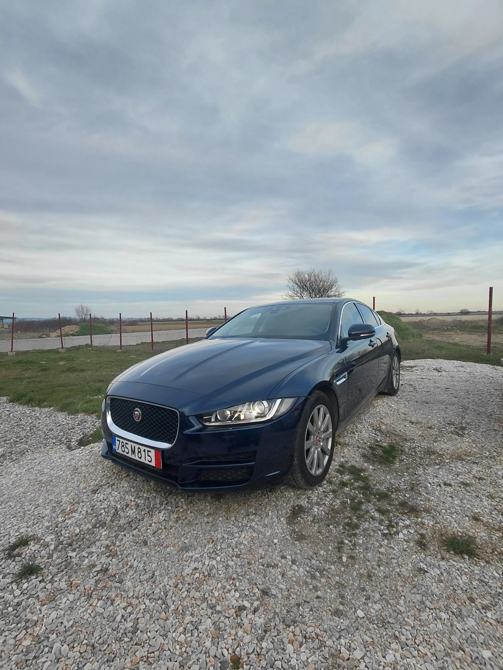 Jaguar XE 2.0
