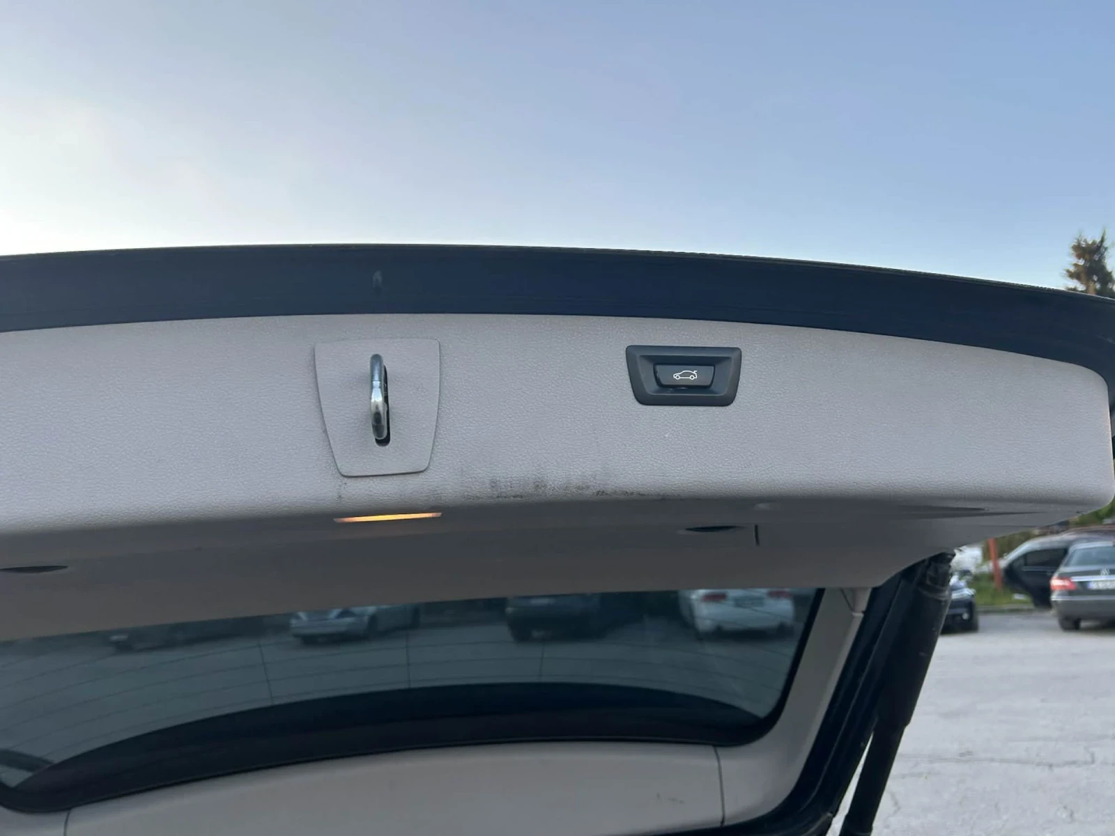 BMW 320 Xdrive M paket, снимка 14 - Автомобили и джипове - 54316249