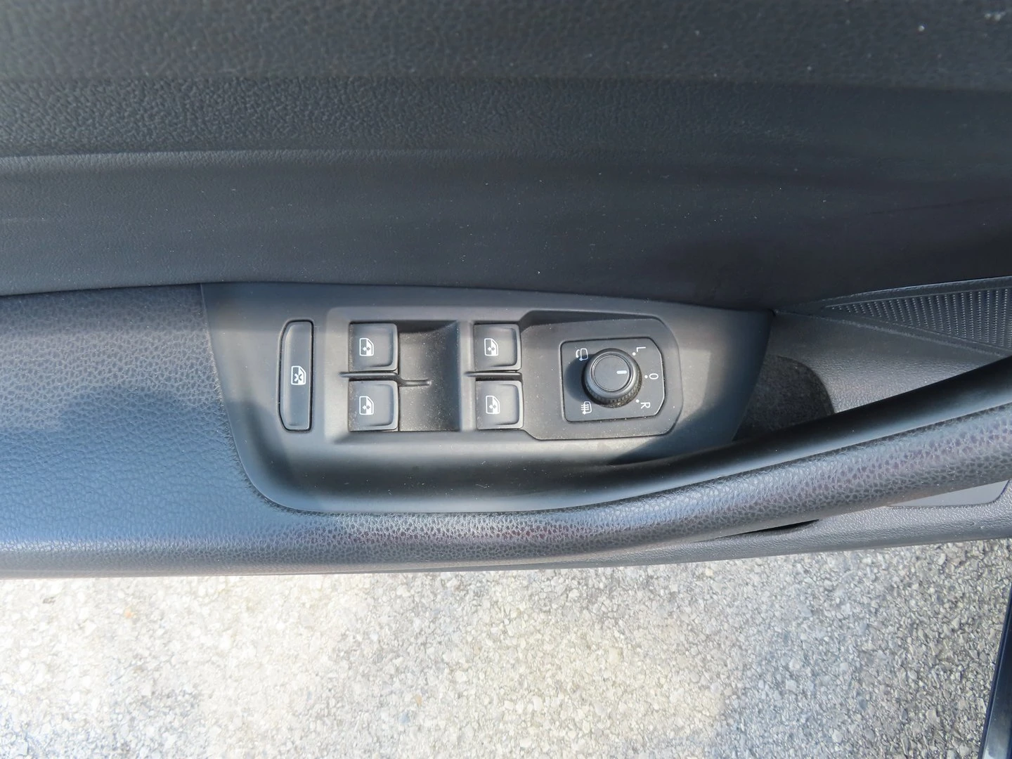VW Arteon, снимка 13 - Автомобили и джипове - 56422778