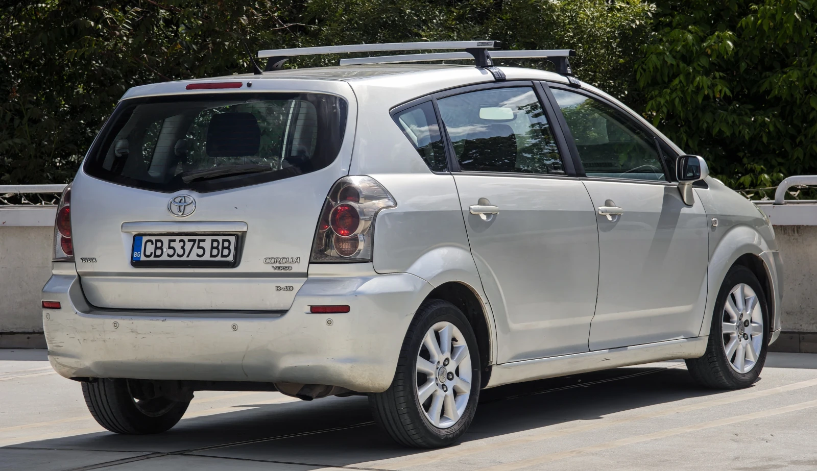 Toyota Corolla verso 2.2 D-4D, снимка 3 - Автомобили и джипове - 54685811