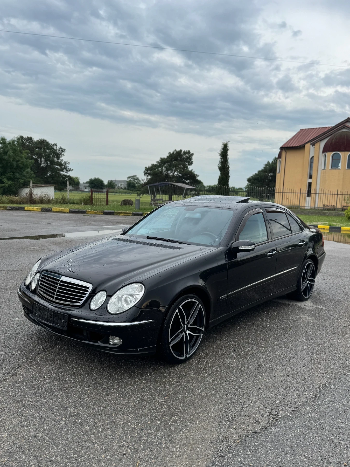 Mercedes-Benz E 320 3.2, снимка 4 - Автомобили и джипове - 54782078