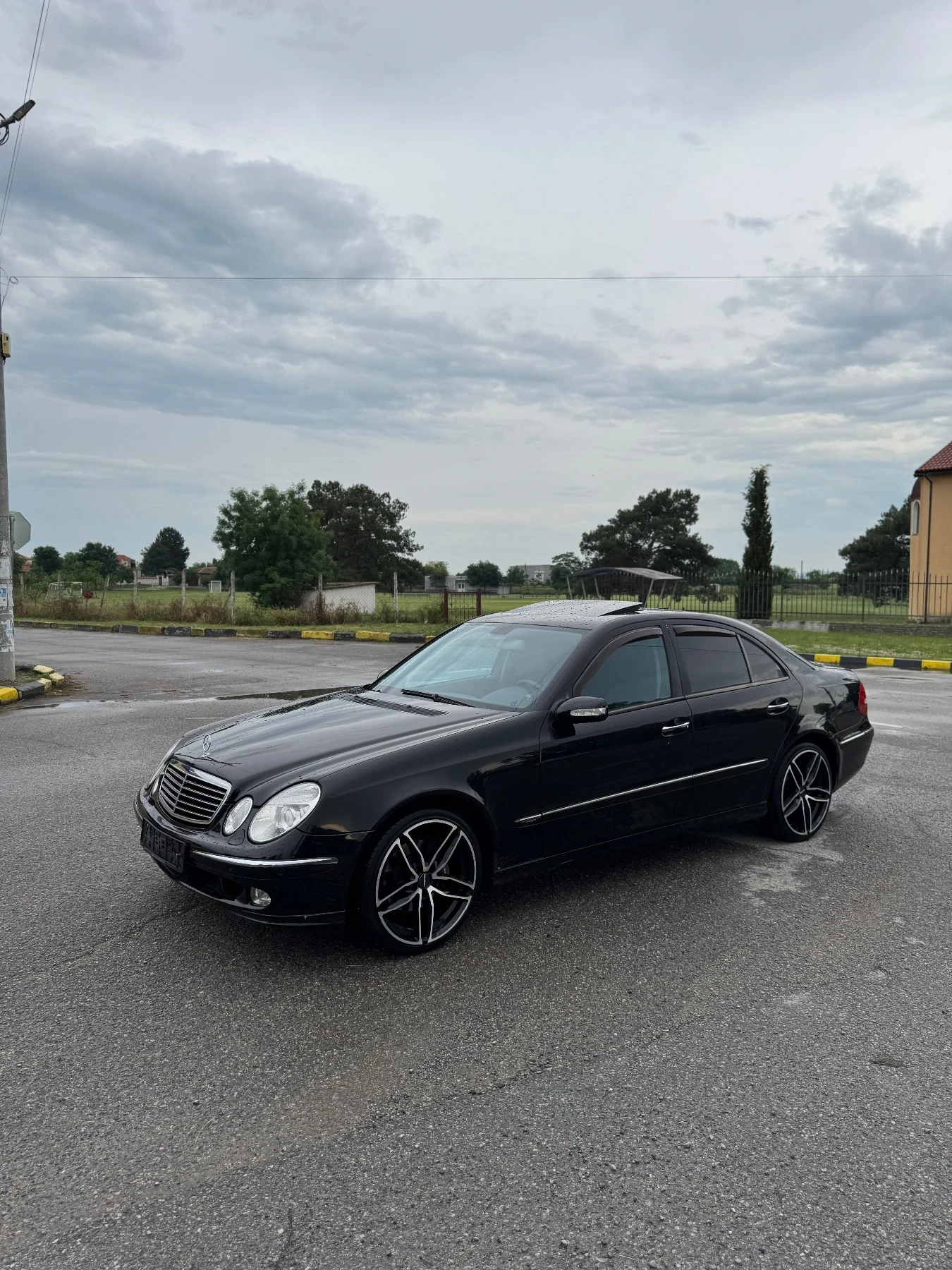 Mercedes-Benz E 320 3.2, снимка 5 - Автомобили и джипове - 54782078