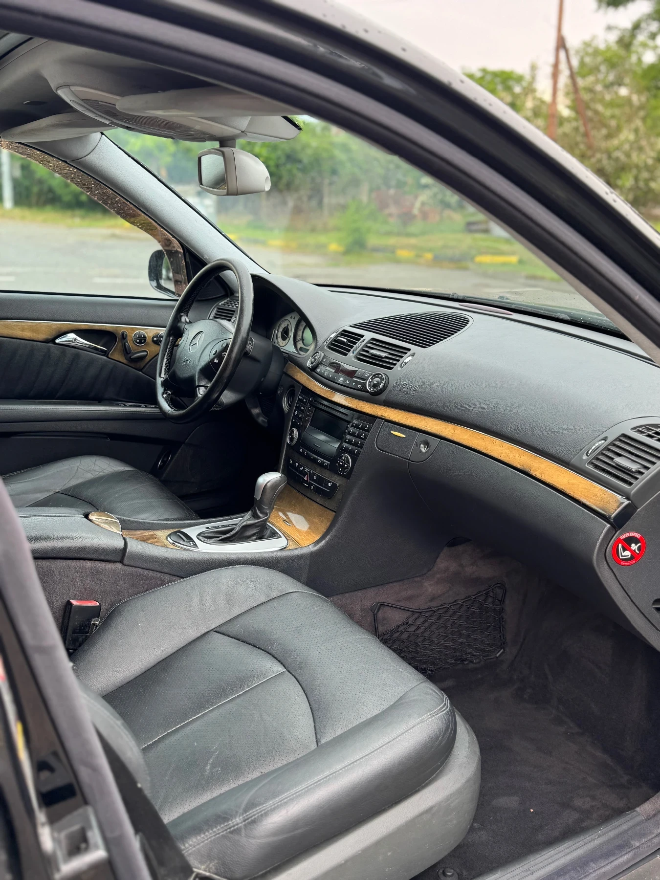 Mercedes-Benz E 320 3.2, снимка 10 - Автомобили и джипове - 54782078