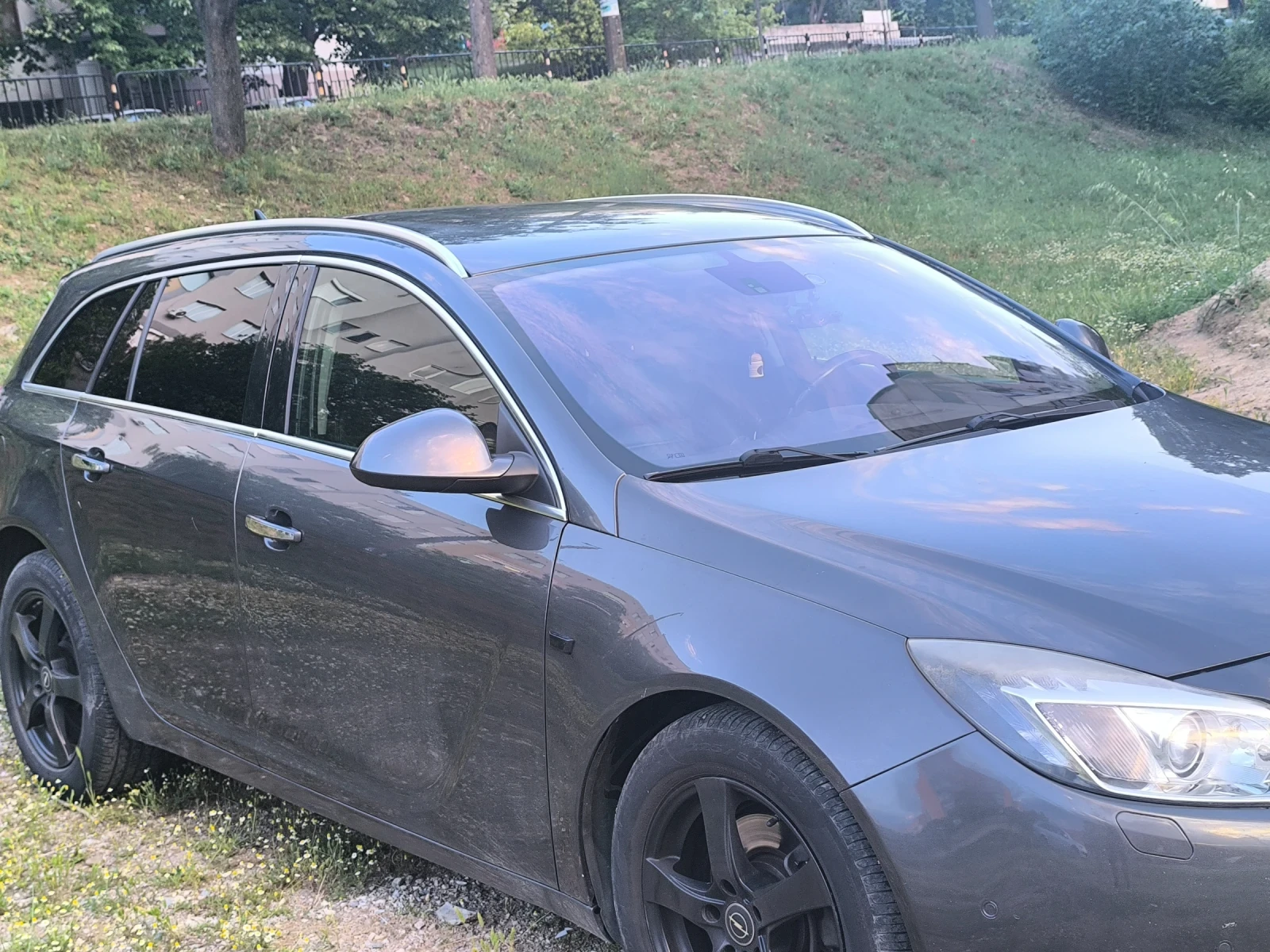 Opel Insignia 2.0� 220 �.�. 4�4 | Mobile.bg � ����������� 4