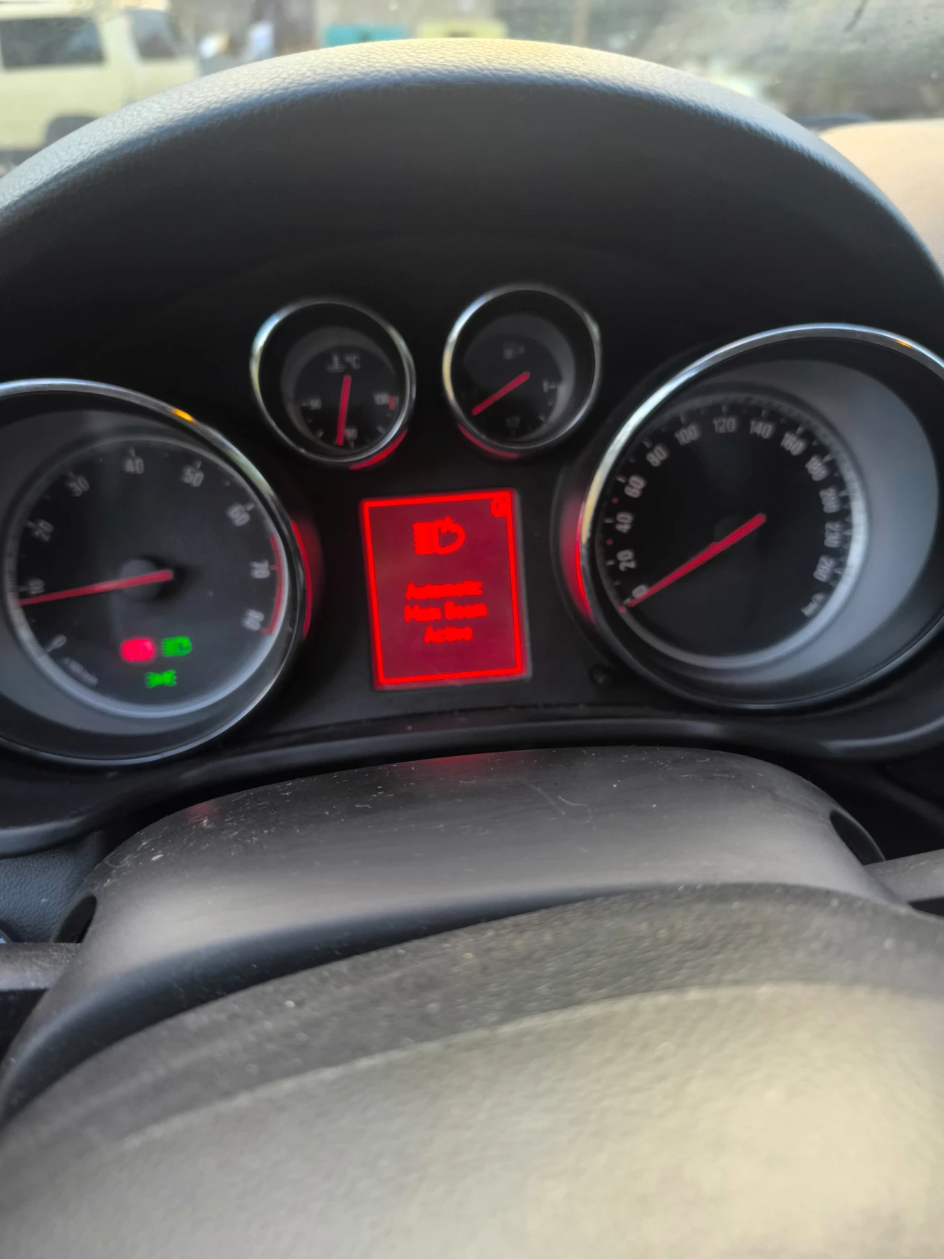 Opel Insignia 2.0� 220 �.�. 4�4 | Mobile.bg � ����������� 9