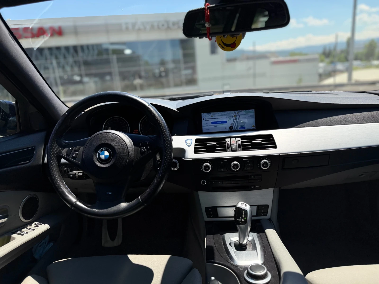 BMW 530 M pack/shadow line/400kc, снимка 14 - Автомобили и джипове - 55047731