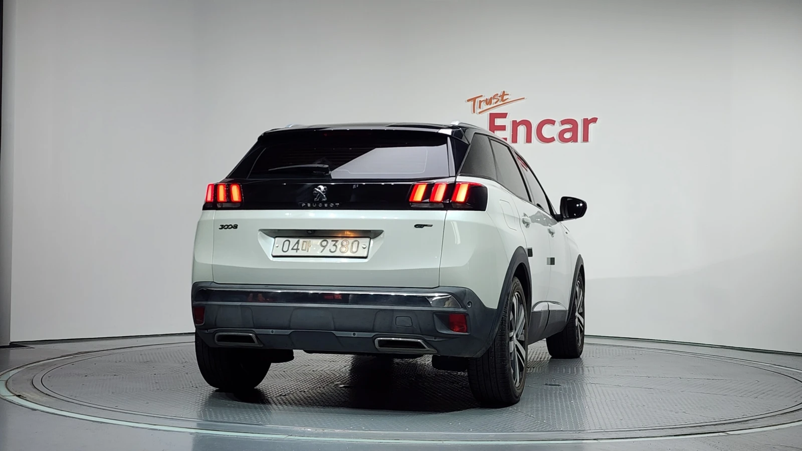 Peugeot 3008 2.0 BlueHDi GT | Memory | Massage | Panorama, снимка 4 - Автомобили и джипове - 55341048