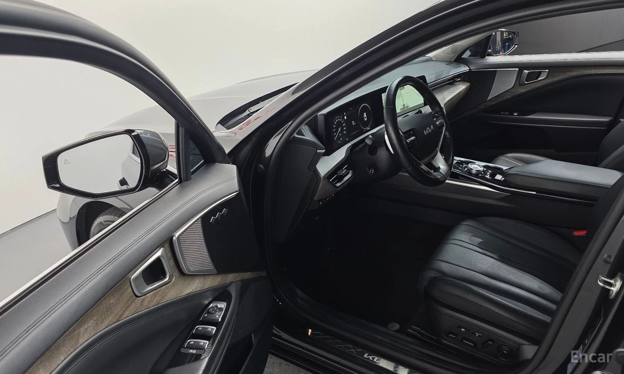 Kia K8 3.5* ГАЗ* ДИСТРОНИК* ОБДУХ* КАМЕРА* КРАЙНА ЦЕНА, снимка 8 - Автомобили и джипове - 55533864