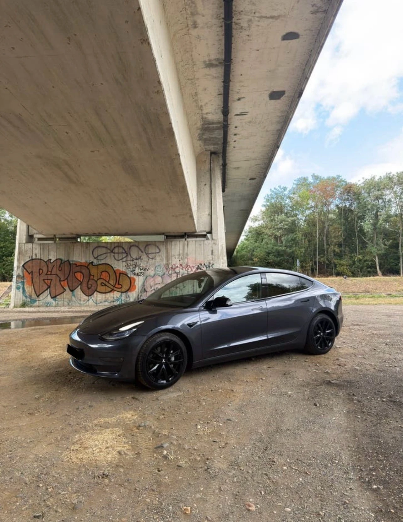 Tesla Model 3 Long Range AWD