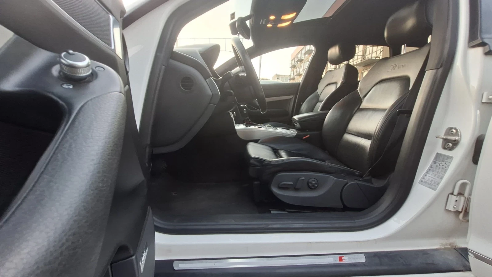 Audi A6 3.0TDI S-line 240 kc comonrial , снимка 10 - Автомобили и джипове - 55907658
