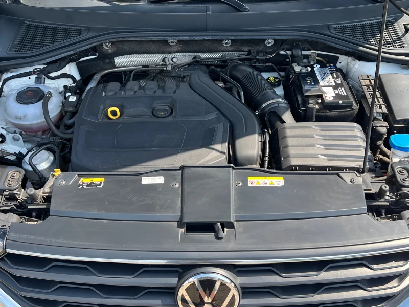 VW T-Roc 1.5/AUTOMATIC , снимка 16 - Автомобили и джипове - 51140879