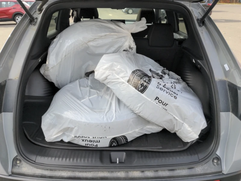 Honda Hr-v 2023 Honda HR-V Sport HPD Edition, снимка 11 - Автомобили и джипове - 52736129