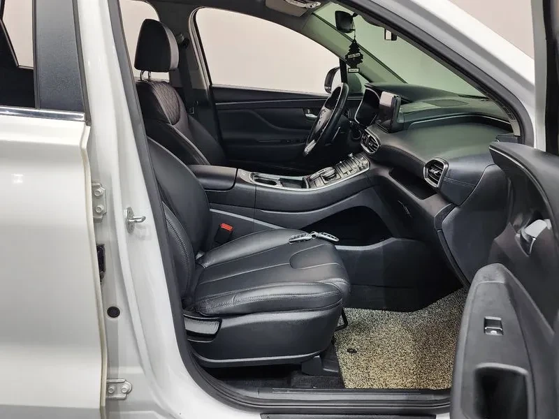 Hyundai Santa fe 2.2 2Wd Premium, снимка 12 - Автомобили и джипове - 54747553