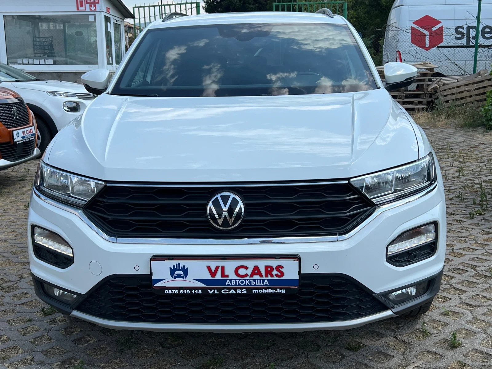 VW T-Roc 1.5/AUTOMATIC  - изображение 2