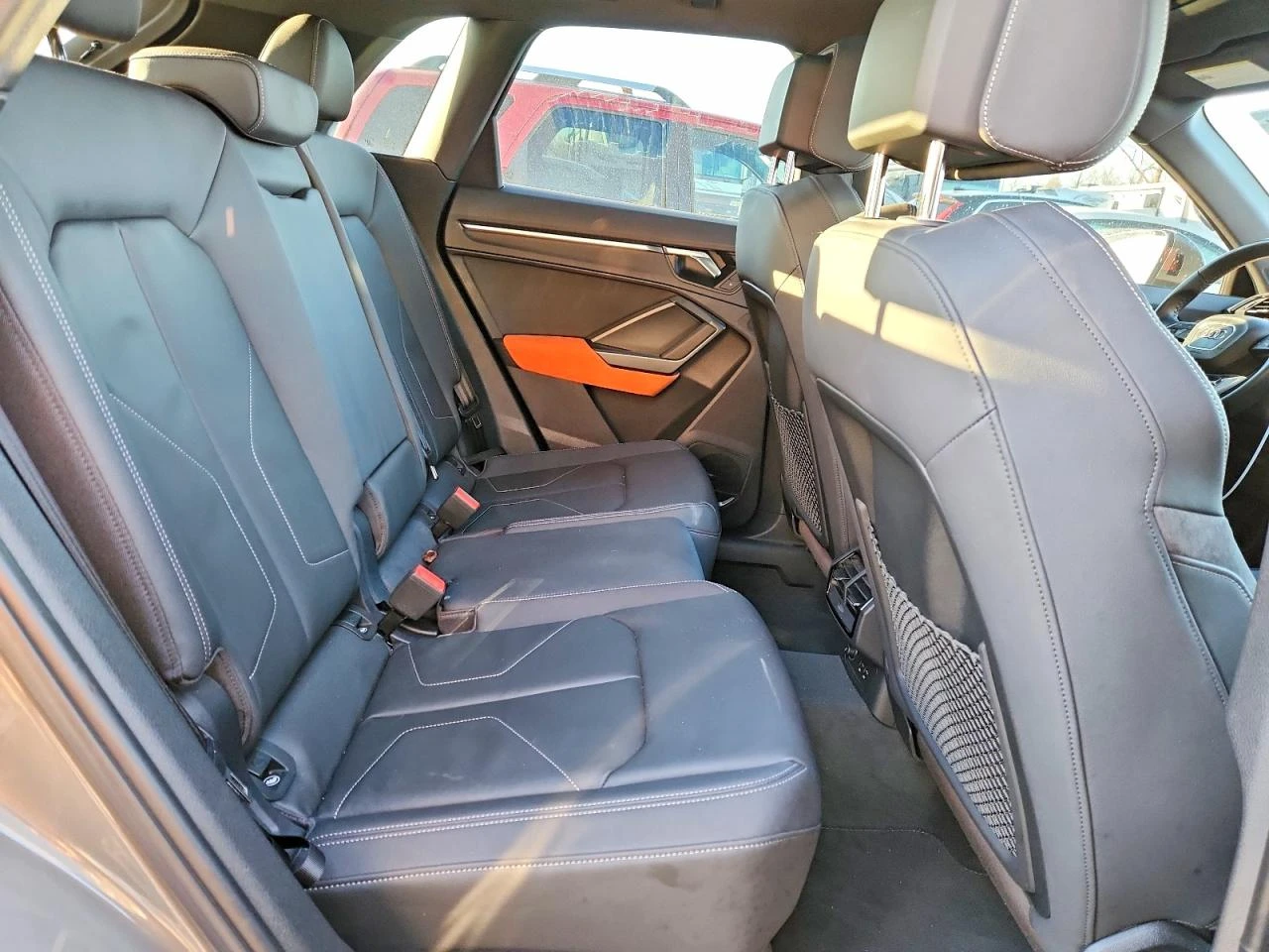 Audi Q3 2l Premium Plus S-Line - изображение 10