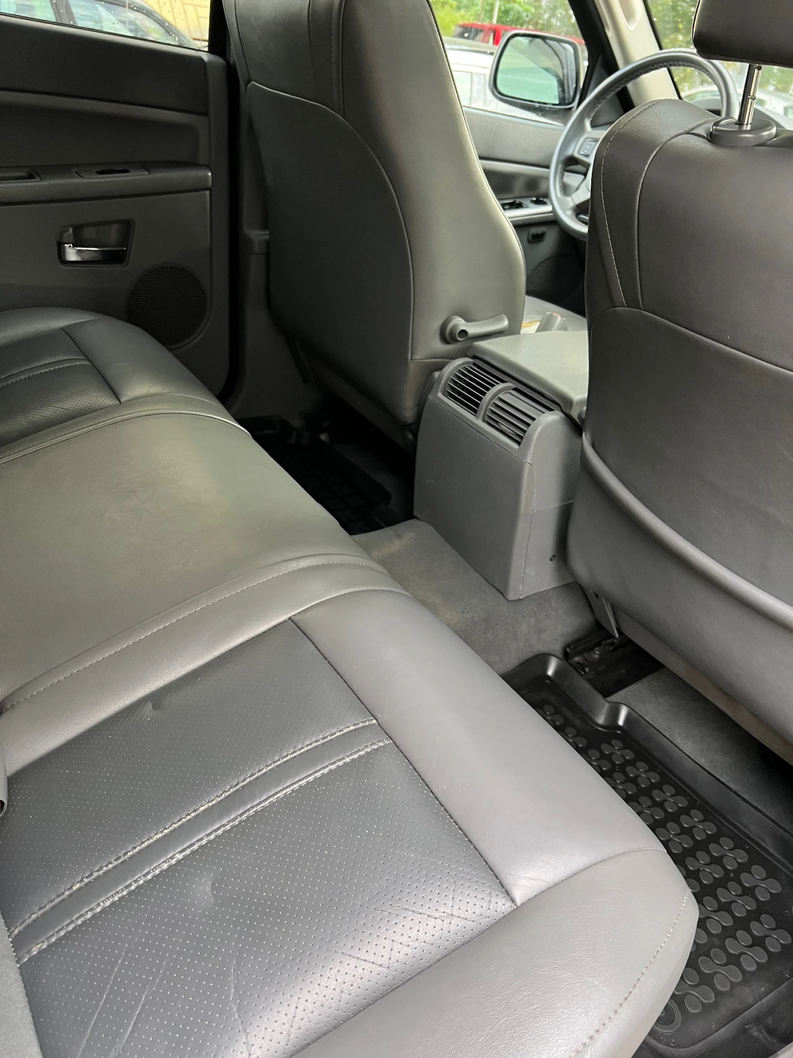 Jeep Grand cherokee 4x4 350HP 750Nm, снимка 8 - Автомобили и джипове - 53886512