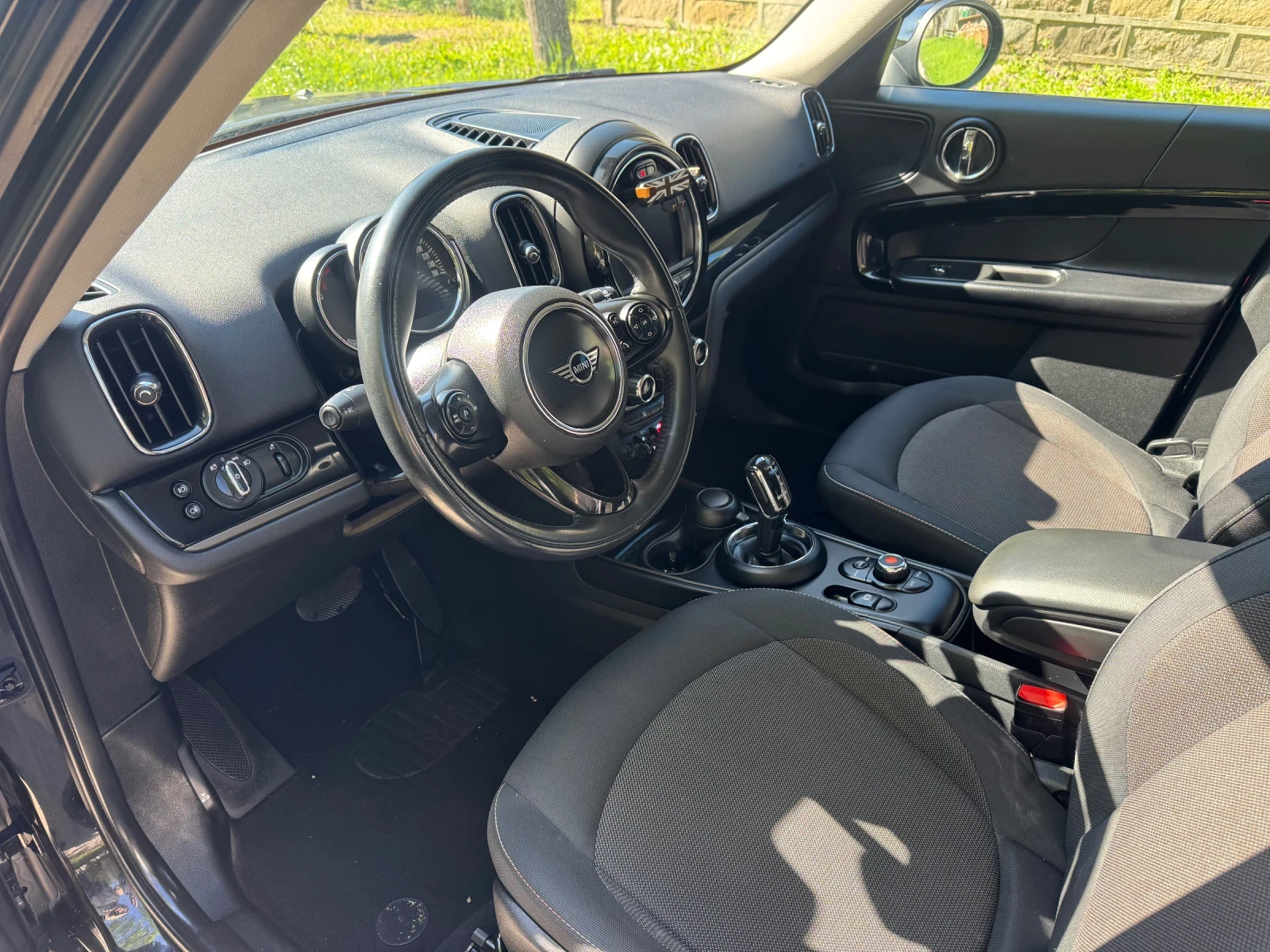 Mini Countryman One D, снимка 9 - Автомобили и джипове - 54769451