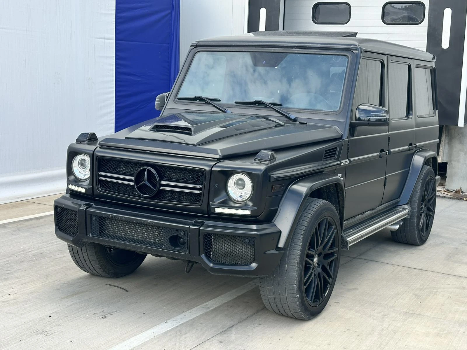 Mercedes-Benz G 63 AMG * DESIGNO САЛОН* ДИСТРОНИК* ОДБУХВАНЕ* ПЕРФЕКТНА* 