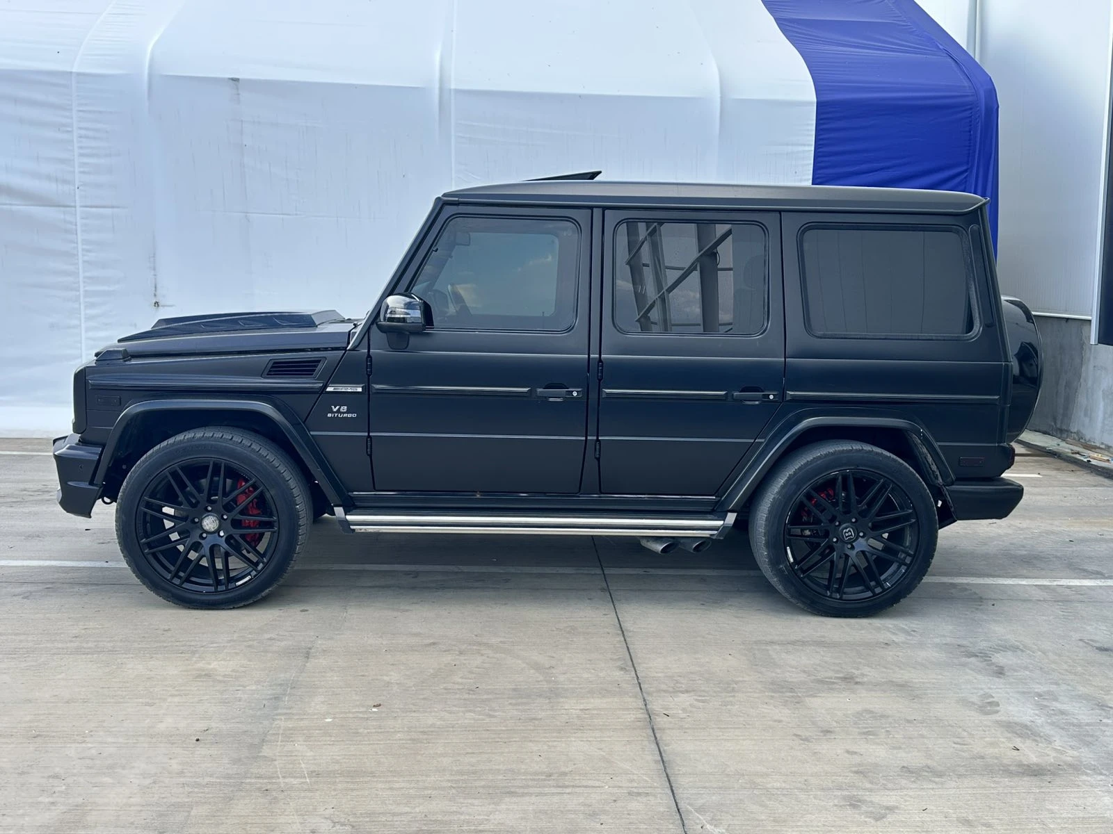Mercedes-Benz G 63 AMG * DESIGNO САЛОН* ДИСТРОНИК* ОДБУХВАНЕ* ПЕРФЕКТНА* , снимка 5 - Автомобили и джипове - 55001837