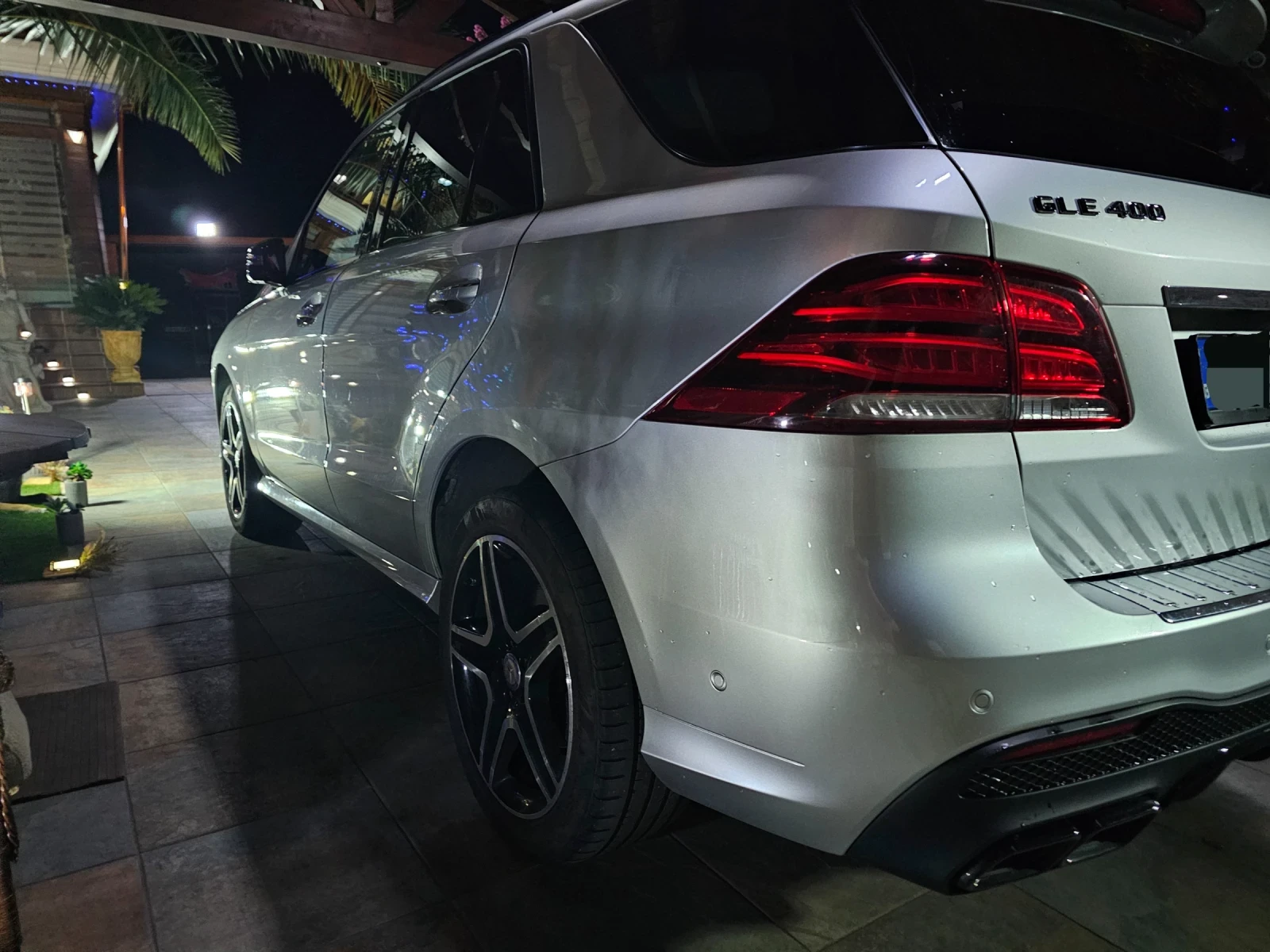 Mercedes-Benz GLE 400 NIGHT PACKAGE, снимка 4 - Автомобили и джипове - 55065747