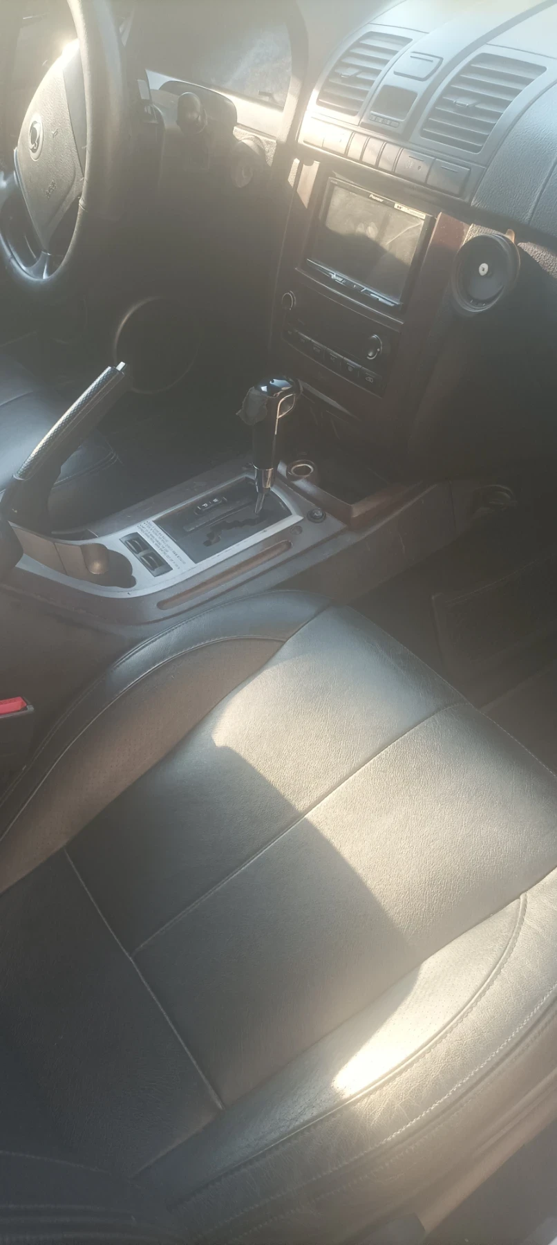 SsangYong Rexton, снимка 2 - Автомобили и джипове - 55631859