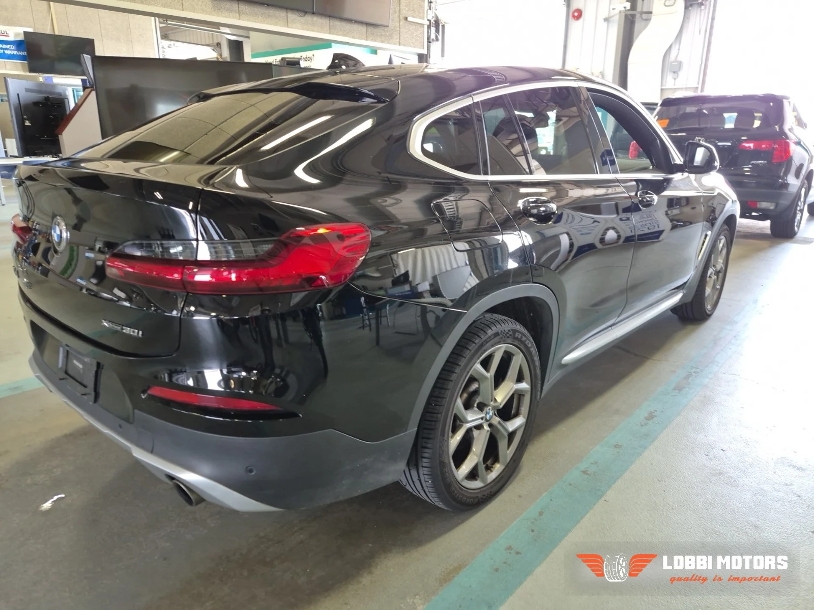 BMW X4, снимка 3 - Автомобили и джипове - 56103563