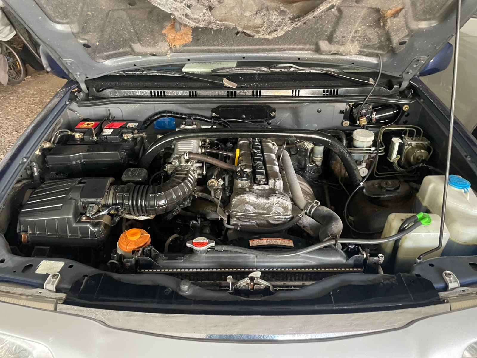 Suzuki Grand vitara 2.0i FACELIFT , снимка 3 - Автомобили и джипове - 56423757