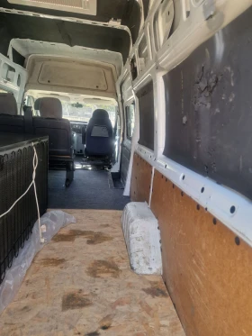 Обява за продажба на Ford Transit Макси 6 места клима  ~11 500 лв. - изображение 8