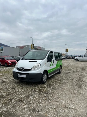 Opel Vivaro Opel vivaro 8+ 1 климатик 2011, снимка 1