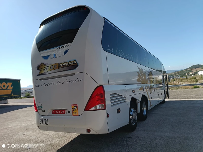 Neoplan Други STARLINER, снимка 3 - Бусове и автобуси - 51636616