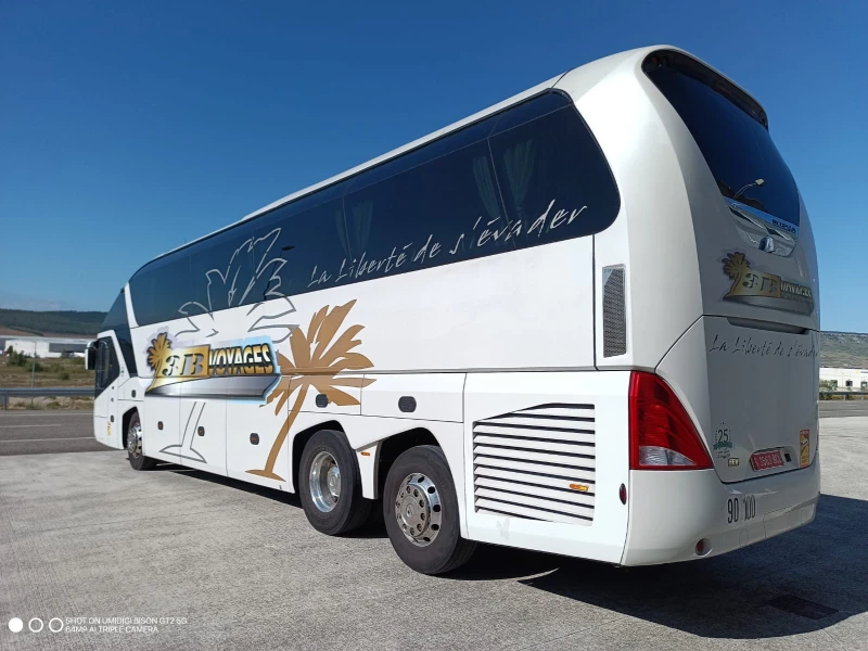 Neoplan Други STARLINER, снимка 4 - Бусове и автобуси - 51636616