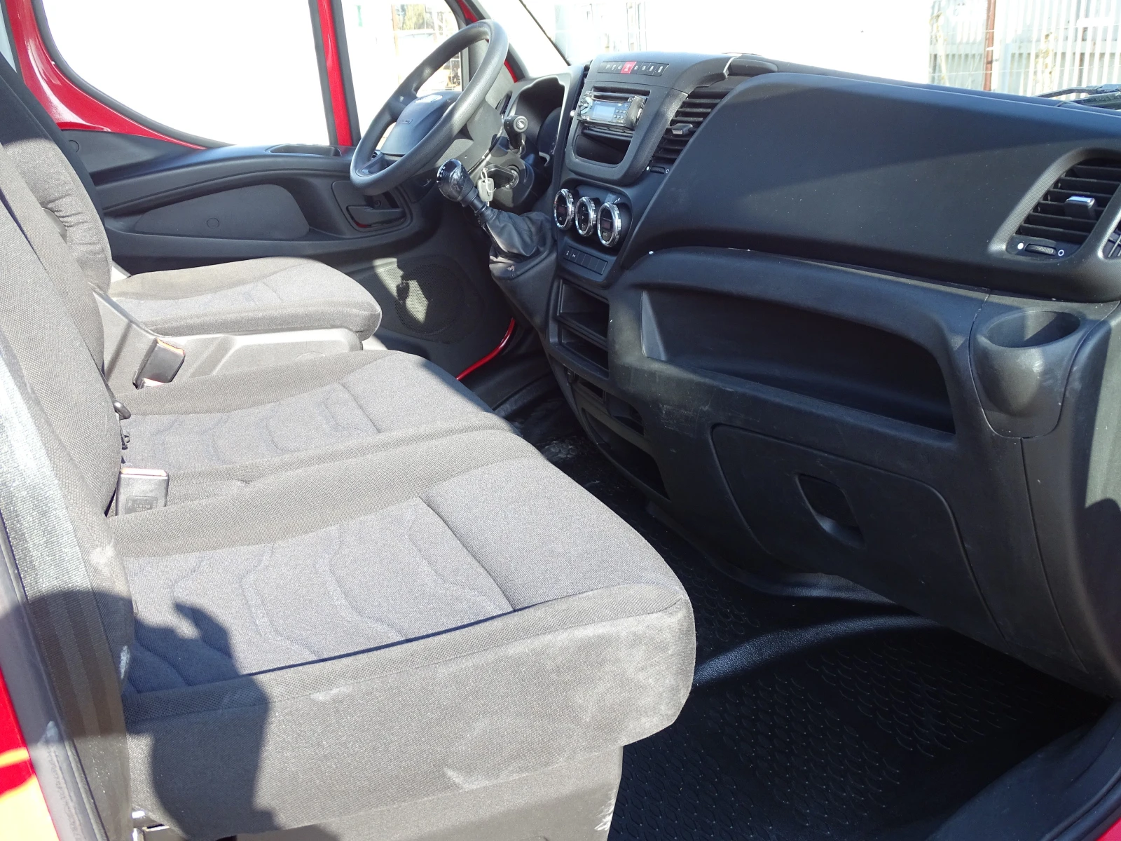 Iveco 35c18  * * 4.10 * *  | Mobile.bg   11