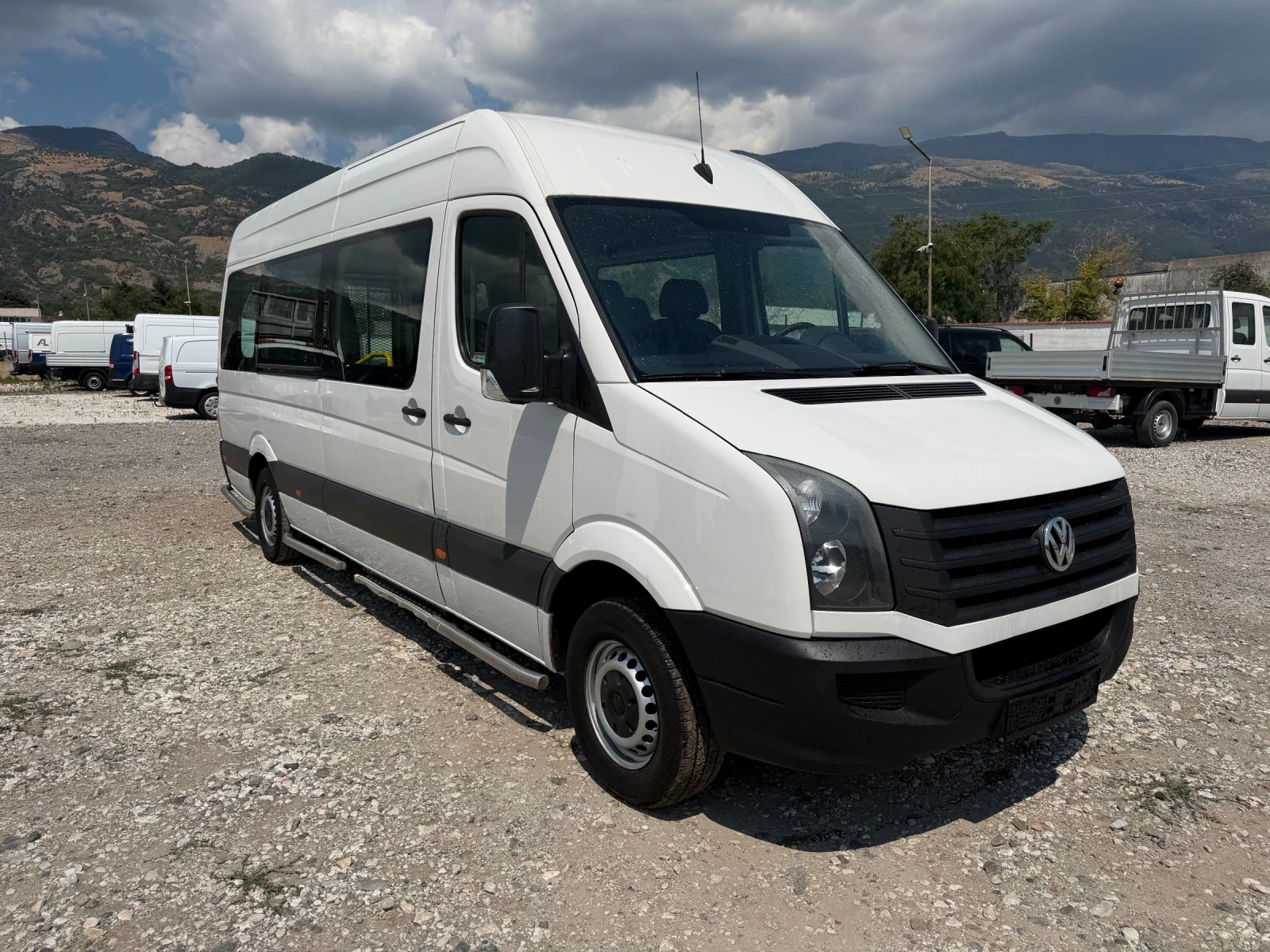 VW Crafter MAKCИ!9МЕСТА!СТРАНИЧНА ВРАТА!РАМПА!, снимка 3 - Бусове и автобуси - 55615675