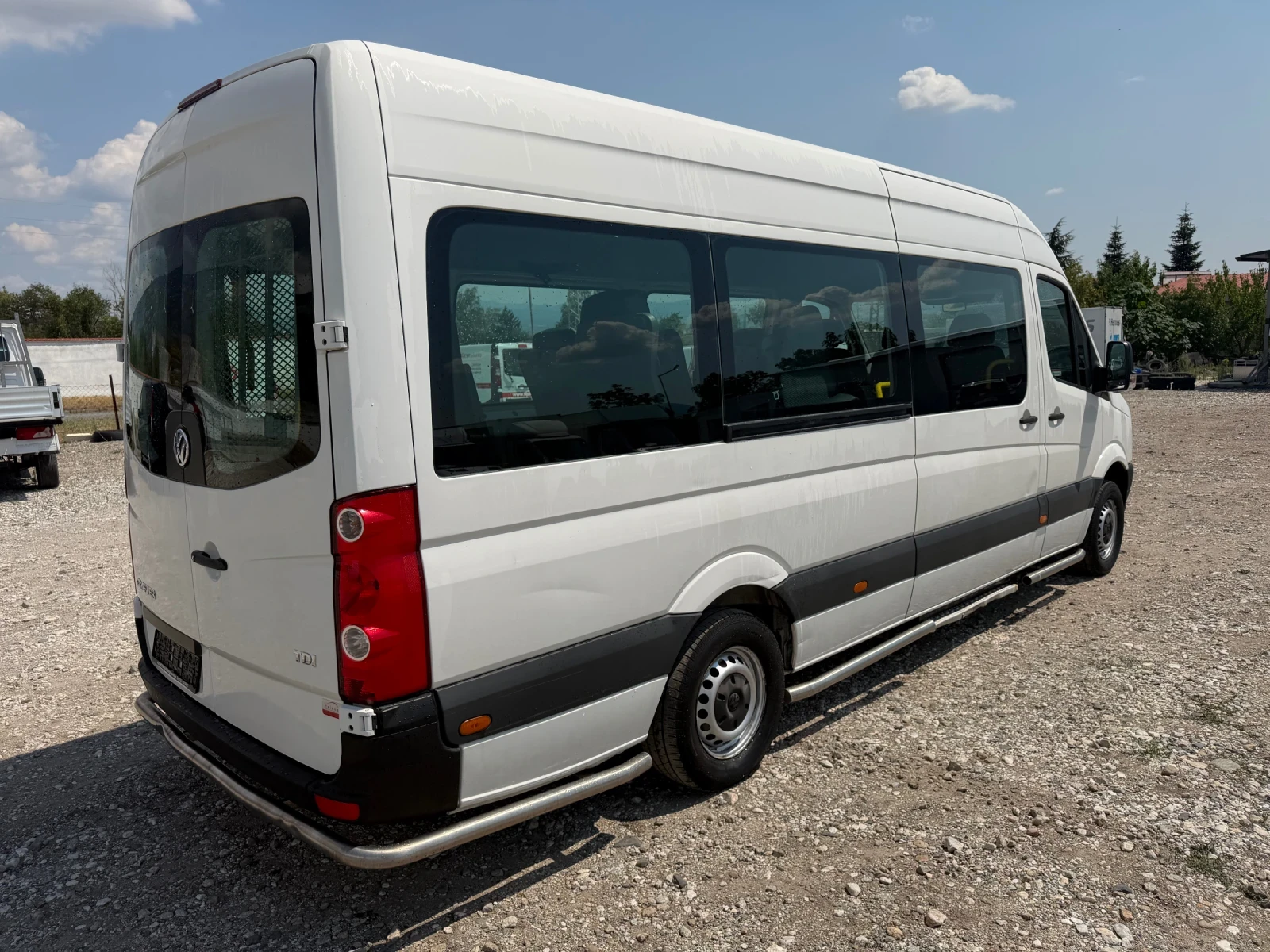VW Crafter MAKCИ!9МЕСТА!СТРАНИЧНА ВРАТА!РАМПА!, снимка 4 - Бусове и автобуси - 55615675