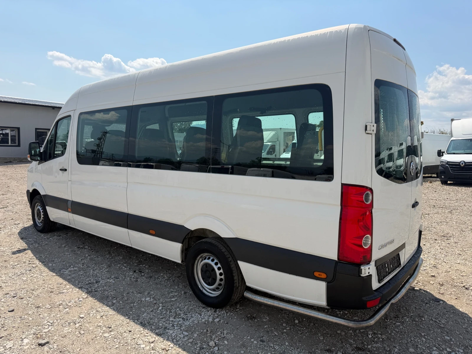 VW Crafter MAKCИ!9МЕСТА!СТРАНИЧНА ВРАТА!РАМПА!, снимка 6 - Бусове и автобуси - 55615675