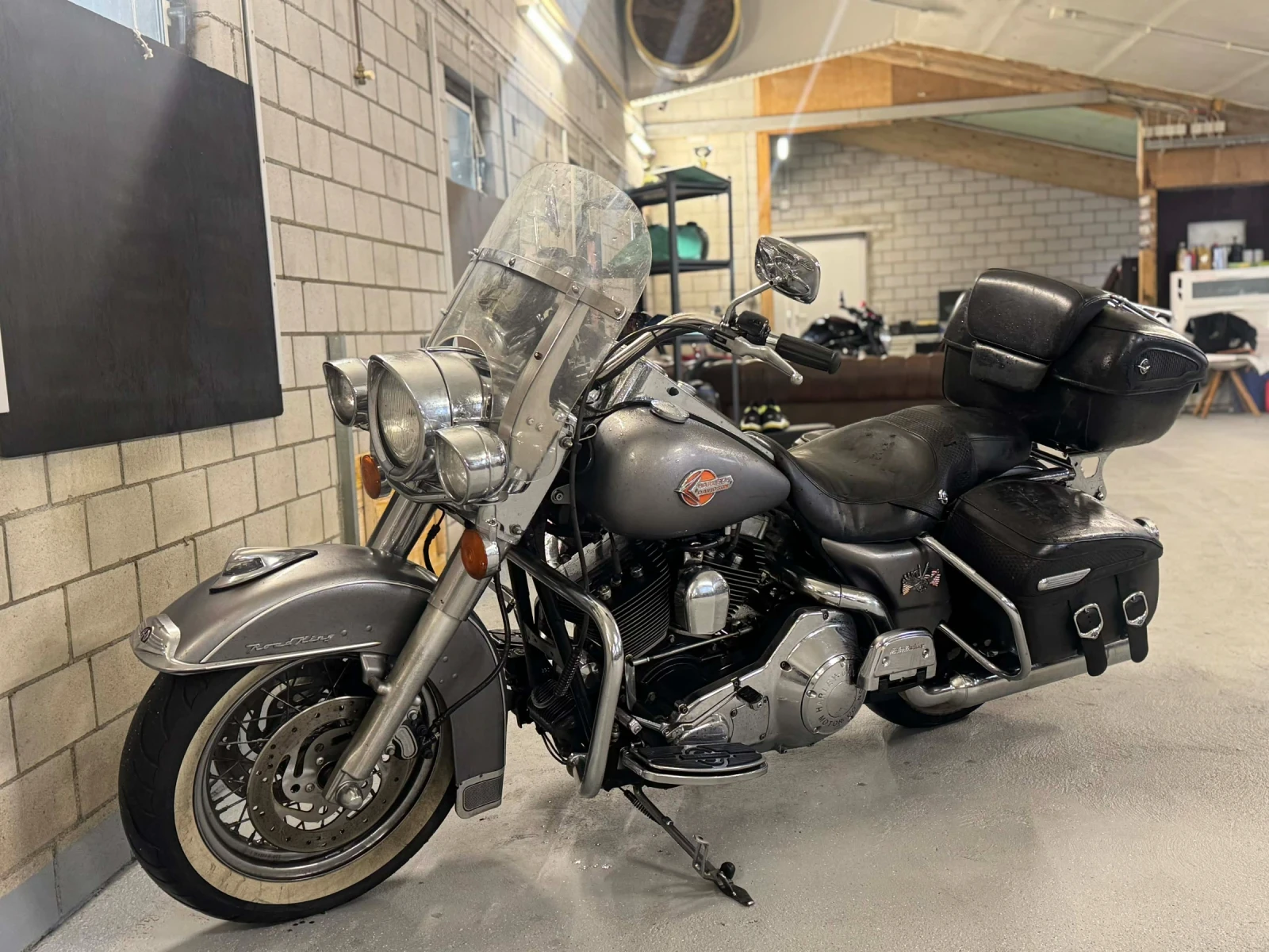 Harley-Davidson Electra Glide Classic Road King 1500 2001г внос от Швейцария 