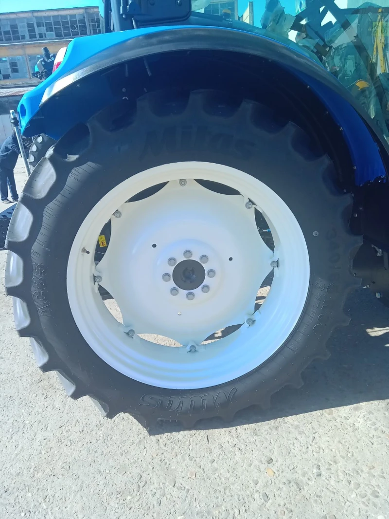 Трактор New Holland T5.100 S, снимка 6 - Селскостопанска техника - 52574725