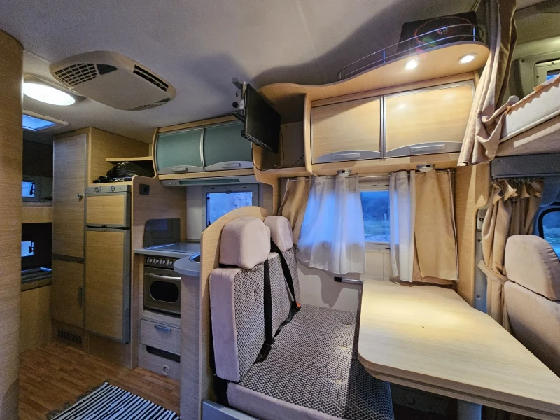 Кемпер Granduca Fiat Roller Team 2.3 /6 скорости, снимка 9 - Каравани и кемпери - 52737971