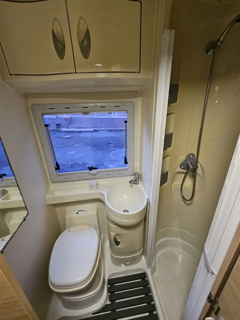 Кемпер Granduca Fiat Roller Team 2.3 /6 скорости, снимка 12 - Каравани и кемпери - 52846826