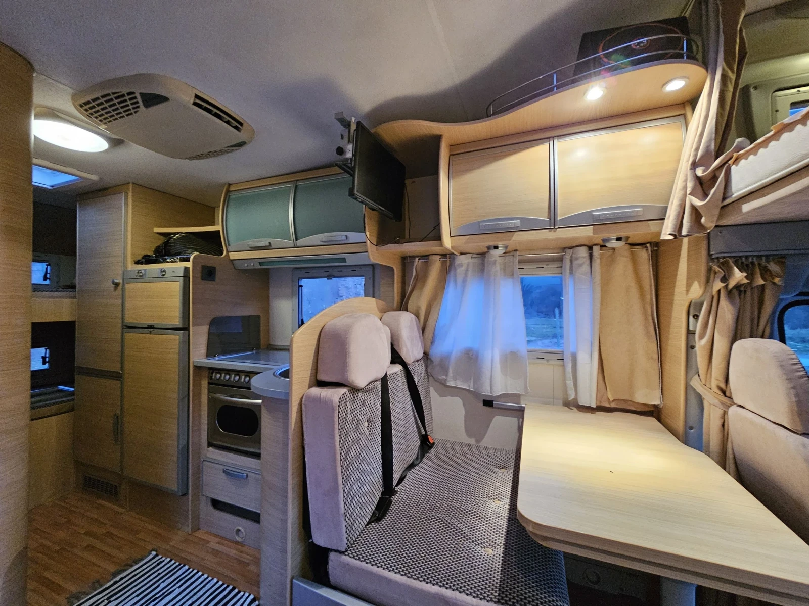 Кемпер Granduca Fiat Roller Team 2.3 /6 скорости - изображение 9