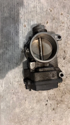 Дроселова Клапа за Renault Kangoo - 408239822001 / 8200063652 / 8200123061