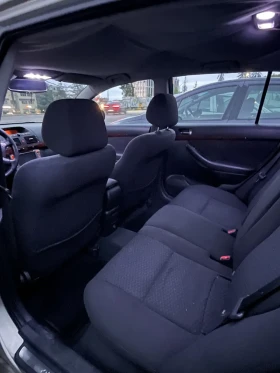 Toyota Avensis, снимка 10