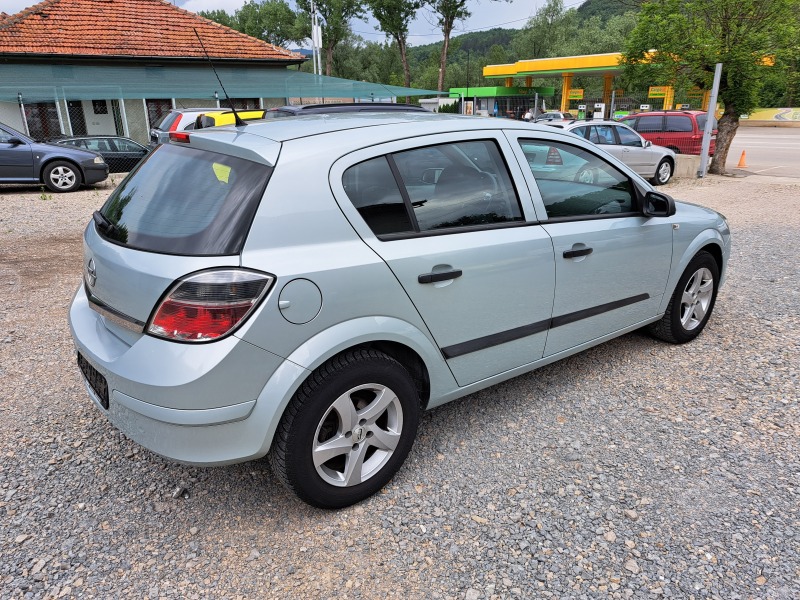 Opel Astra 1.4i* КЛИМА* FACE* ГЕРМАНИЯ, снимка 2 - Автомобили и джипове - 40994096